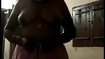 A Married Woman From Bihar Shares Revealing Pictures Of Herself