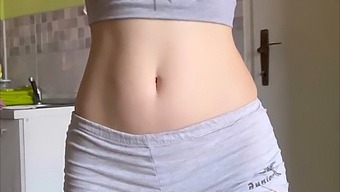 Petite Teen Gets Dildoed In Explicit Video